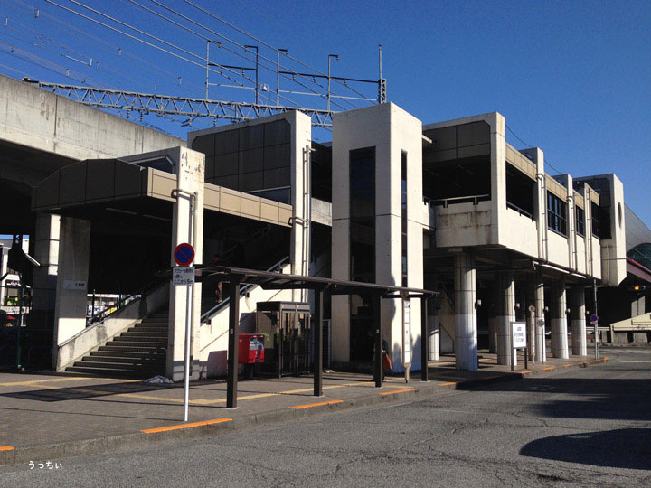 北野駅 南口バス停 屋根が設置されました。